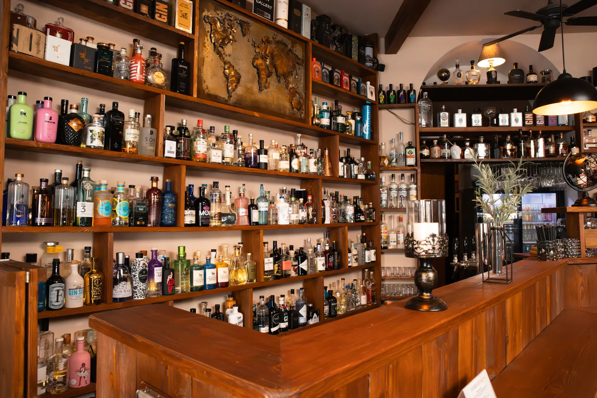 Ginbar Wien 1010 - exklusive Flaschen